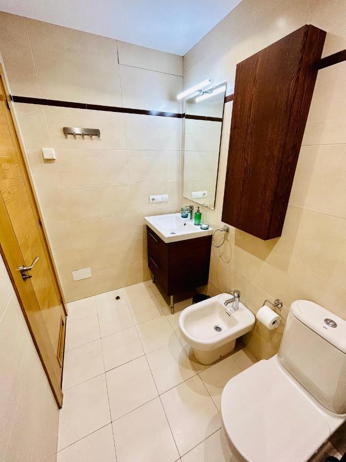 Yalta Apartments Gijón Esterno foto