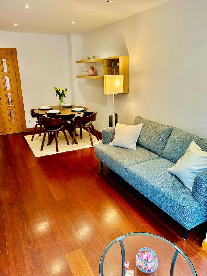 Yalta Apartments Gijón Esterno foto